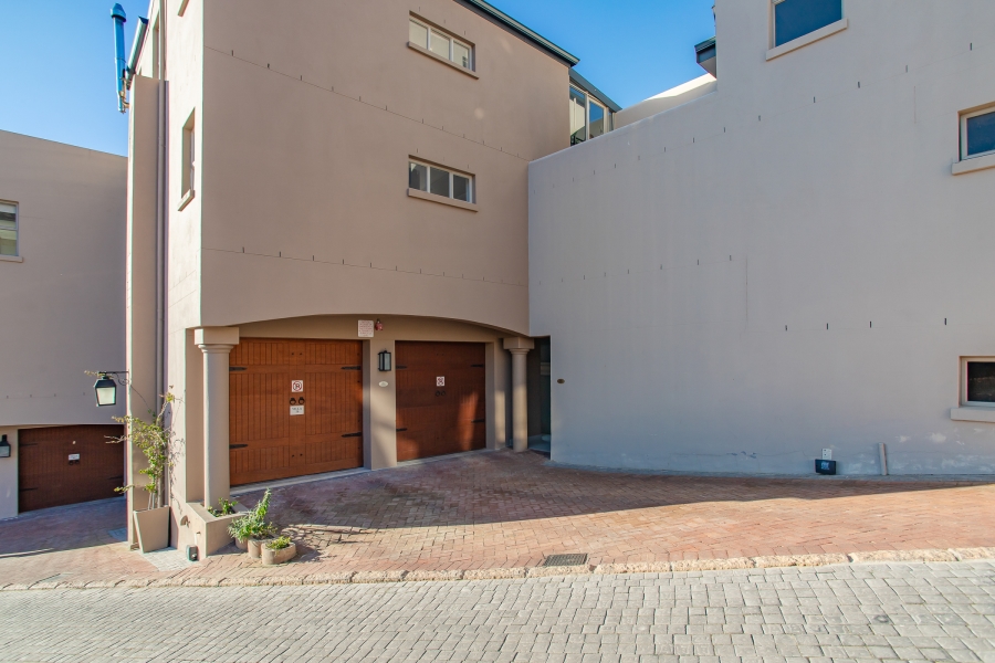 2 Bedroom Property for Sale in Franschhoek Western Cape